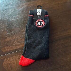 Black and Red Casual Crew Socks for Everyday Wear